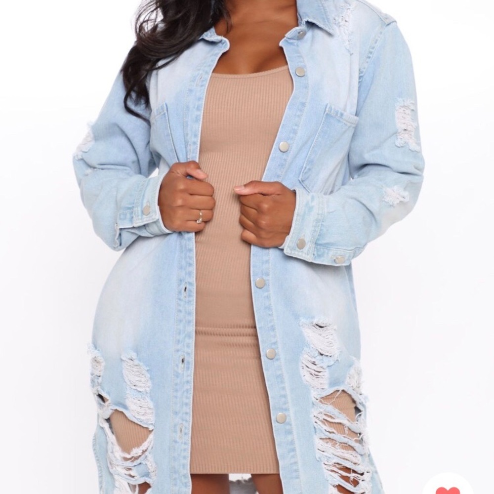 Fashion nova damsel in distress shacket long light wash denim shirt jacket.